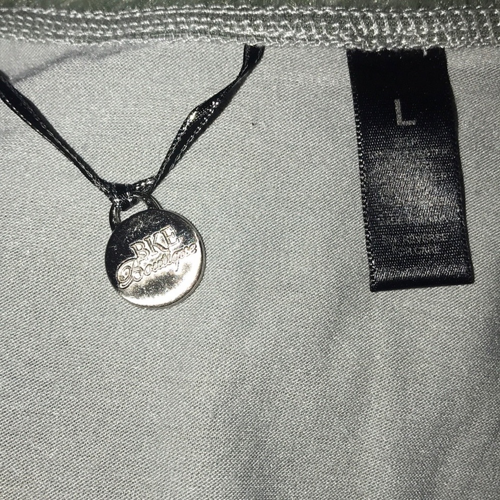 BKE Boutique Gray & Sage Sparkling Tank Large - Picture 4 of 7